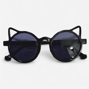 Black Cat-Eye Sunglasses